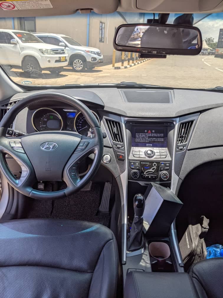 2011 Hyundai SONATA HYBRID